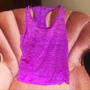 Workout tank top